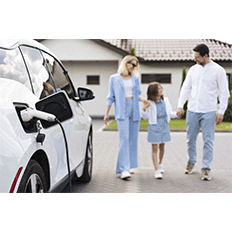 Veículos plug-in completam um ano na liderança das vendas de eletrificados leves no Brasil