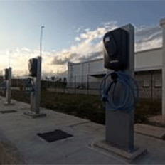 Infraestrutura de recarga para veículos elétricos no Brasil está em expansão acelerada