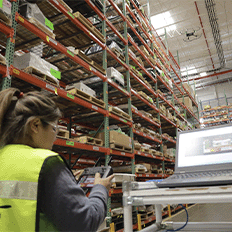 Schneider Electric anuncia que o Fórum Econômico Mundial reconheceu duas de suas fábricas como novas Lighthouses  