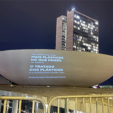 Estados-membros da ONU têm debatido um Tratado Global juridicamente vinculativo sobre poluição plástica