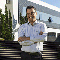 A indústria química é fundamental para atender às necessidades da sociedade