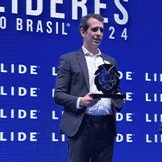 CEO da Gerdau foi o vencedor da categoria Siderurgia no Prêmio Líderes do Brasil promovido pela Revista LIDE 