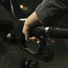 Estudos de viabilidade técnica avaliam a possibilidade de aumentar para 30% a proporção de etanol na gasolina comercializada no Brasil