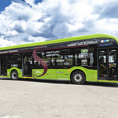 BYD Brasil marca um novo capítulo na mobilidade sustentável com a entrega de 60 ônibus 100% elétricos 