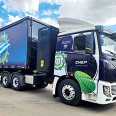 CHEP dá importante passo em sua estratégia de descarbonização ao iniciar no Brasil uma operação com caminhão 100% elétrico