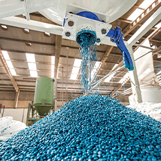 Ambiental atinge o marco histórico de seis mil toneladas de plásticos reciclados em apenas um ano