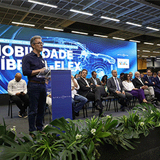 Inauguração da nova produção de motores da Stellantis