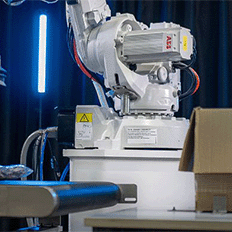 ABB está expandindo seu portfólio de soluções robóticas para cadeias de suprimentos de logística e comércio eletrônico