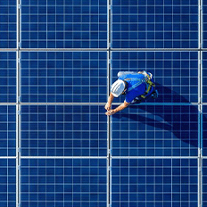 Schneider Electric anuncia o progresso contínuo em direção à descarbonização dos setores farmacêutico e de saúde