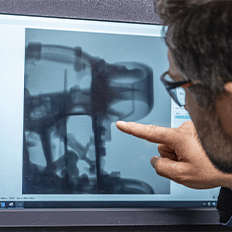 A planta do BMW Group em Landshut está aprimorando constantemente a digitalização na produção de seus componentes