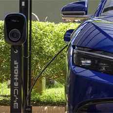 Número de veículos híbridos e elétricos têm aumentado pelo País com recordes de vendas 