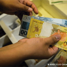 Previsão do mercado financeiro para o crescimento da economia em 2025 foi elevada de 2,13% para 2,18%