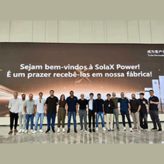 SolaX Power leva integradores e distribuidores brasileiros para conhecer sua fábrica localizada em Tonglu na China
