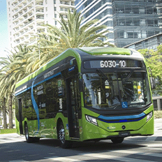 Mercedes-Benz do Brasil leva as soluções da marca em produtos e serviços para a Arena ANTP 2025