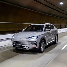 BYD já ultrapassa os 200 mil veículos eletrificados emplacados no Brasil