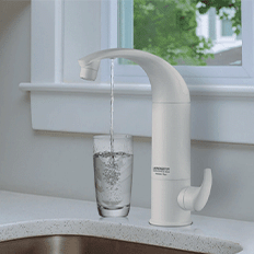 Filtros residenciais com tecnologias dinâmicas e designs futuristas para água de qualidade e beleza