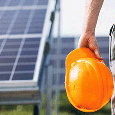 Procura por serviços ligados à instalação e manutenção de sistemas de energia solar registroua forte crescimento 