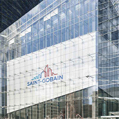 Saint-Gobain encerra 2025 com crescimento de vendas de 2,1% e avanço de 3,8% no resultado operacional  