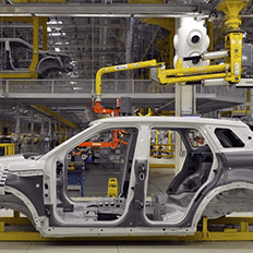 O ano continua em ritmo de expectativa para a indústria automotiva