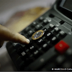 Inflação oficial recua para 3,81%, com variação de 0,7% em fevereiro