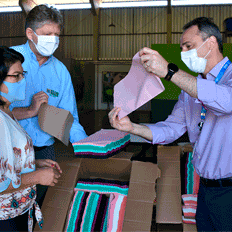 40 mil cortes de TNT são doados para produção de máscaras para combater o Covid-19