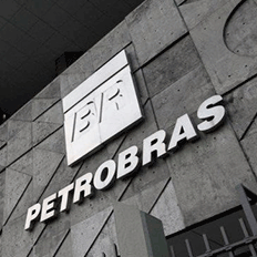 Para ajudar no combate a Covid-19, Petrobras irá doar combustível para ambulâncias