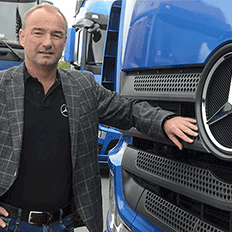 Philipp Schiemer, Presidente da Mercedes-Benz do Brasil, se diz decepcionado como governo vem conduzindo a crise