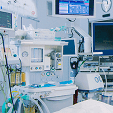 Parker Hannifin tem fornecido suporte emergencial, ampliando a fabricação de componentes para ajudar seus clientes a produzir em larga escala equipamentos médicos vitais