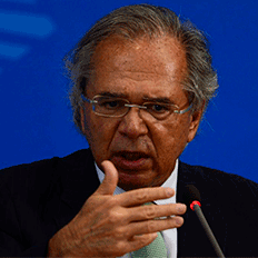 De acordo com Paulo Guedes, país precisa enfrentar agora a onda econômica 