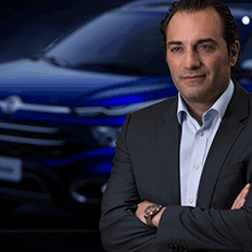Presidente da FCA da América Latina diz que setor automotivo precisa se diversificar 