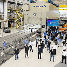 Volkswagen deu início oficial à produção da megaprensa PXL