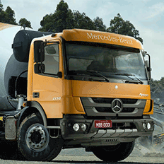 Mercedes-Benz amplia frota de caminhões da Unidas Trucks