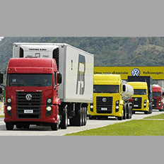 Volkswagen Caminhões e Ônibus e sua família de caminhões Constellation
