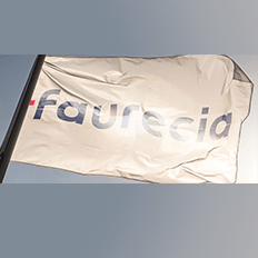 Grupo PSA anuncia a venda de mais de 9 milhões de ações da Faurecia