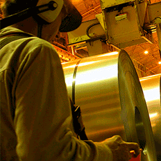 Setor automotivo enfrenta dificuldades de recuperação com alto preço e falta de disponibilidade do aço