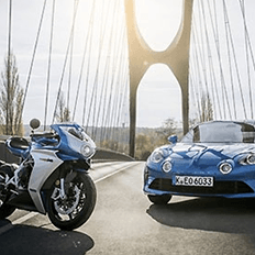 MV Agusta e Alpine fecham parceria para produção de moto inspirada no Alpine A110