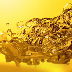 Óleos lubrificantes sintéticos oferecem mais resistência e melhorar a performance do motor