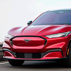 Ford dobra aposta na eletrificação de veículos para poder superar prejuízos 