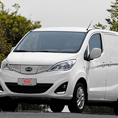 BYD acaba de lançar uma nova versão do Furgão eT3 totalmente elétrico